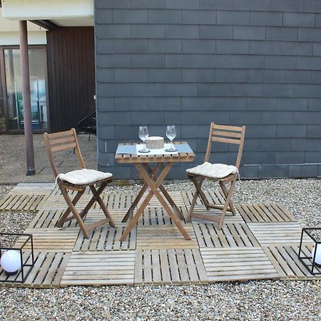 1-Zimmer-Apartment Mit Grossem Balkon Schönwald Ngoại thất bức ảnh